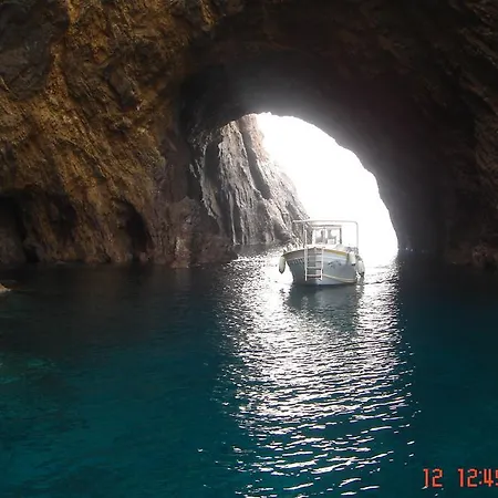 Adele 3* Ponza